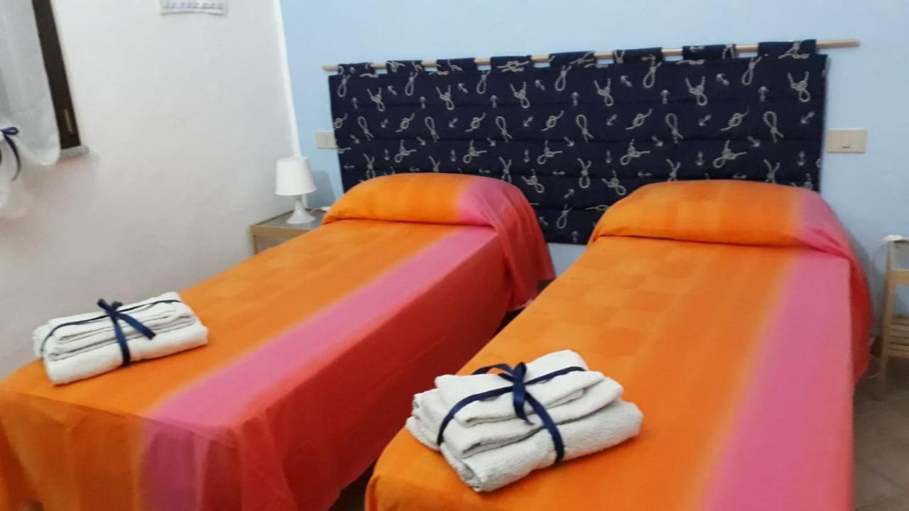 Appartamento Vista Mare Calasetta Dış mekan fotoğraf