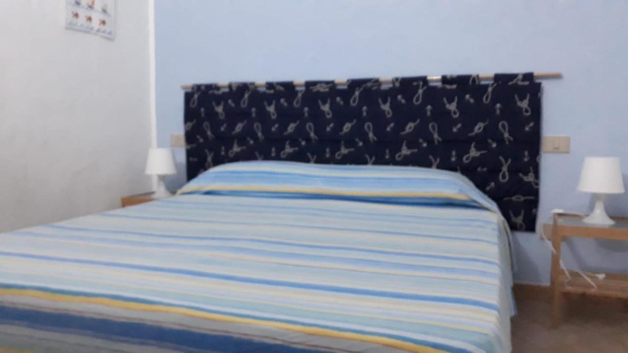 Appartamento Vista Mare Calasetta Dış mekan fotoğraf